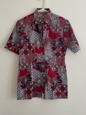 Red Patterned Short-Sleeve Men's Shirt